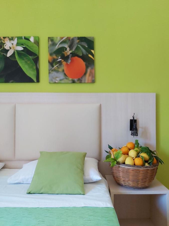 Soso Bed & Breakfast Соренто Екстериор снимка